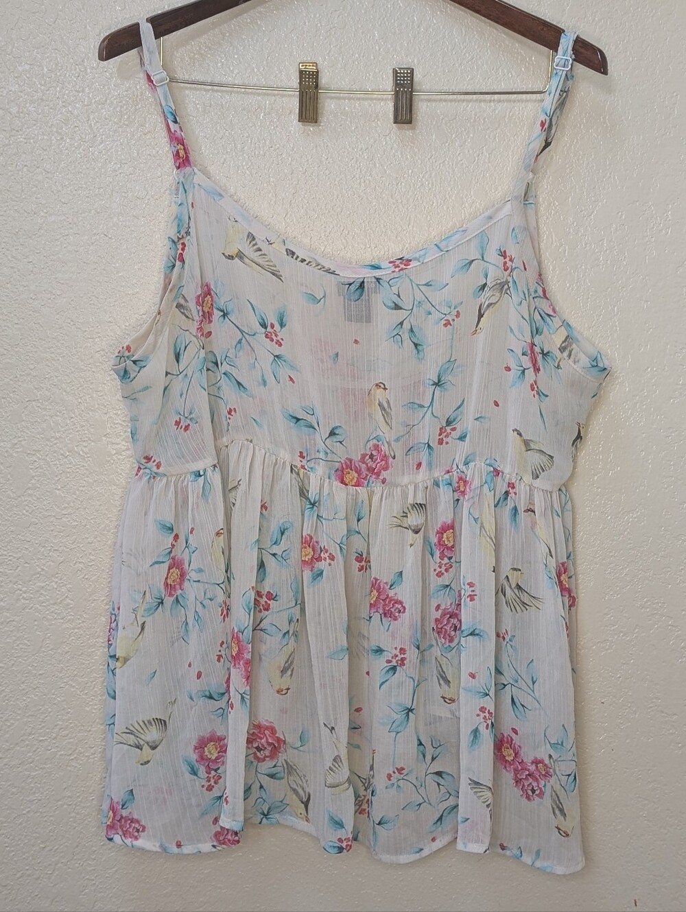 Torrid Semi-sheer White Cami W/ Elegant Blue/Pink Floral And Bird Print Size 2xl